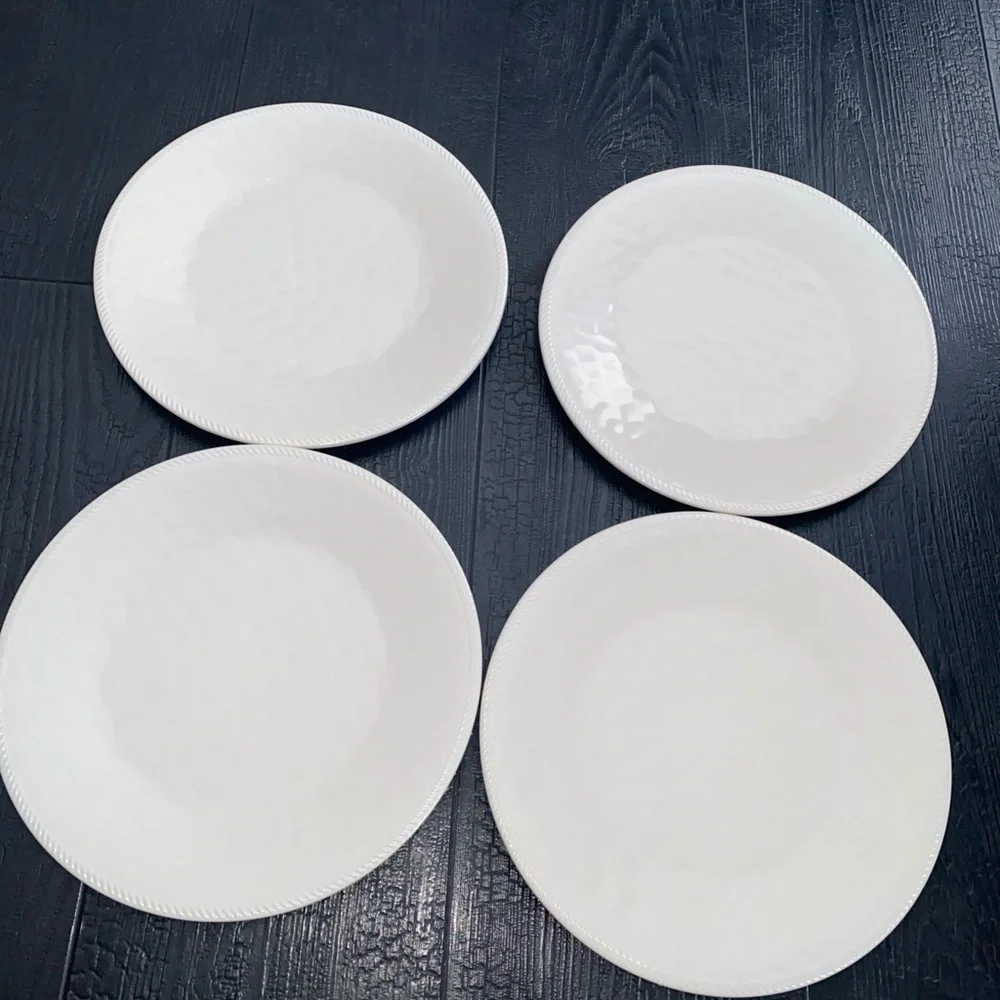 Threshold White Melamine Dinner Plates Set Of 4‎ Hammered Style